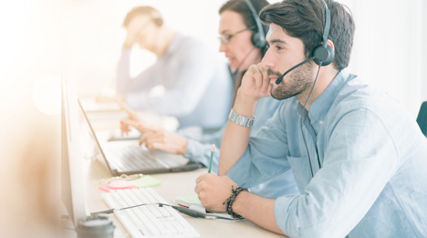 Medarbejderne i teknisk support hos Airmaster sidder klar til at hjælpe dig med din ventilationsløsning